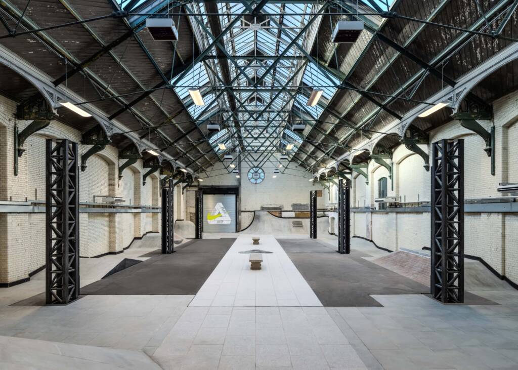 Nike x Palace turned a historic London venue into Manor Place 1 nike x palace
Manor Place
skateboarding project