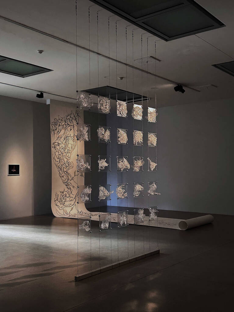 Sougwen Chung: the poetics of human–machine interaction 2 Sougwen Chung
human machine interaction