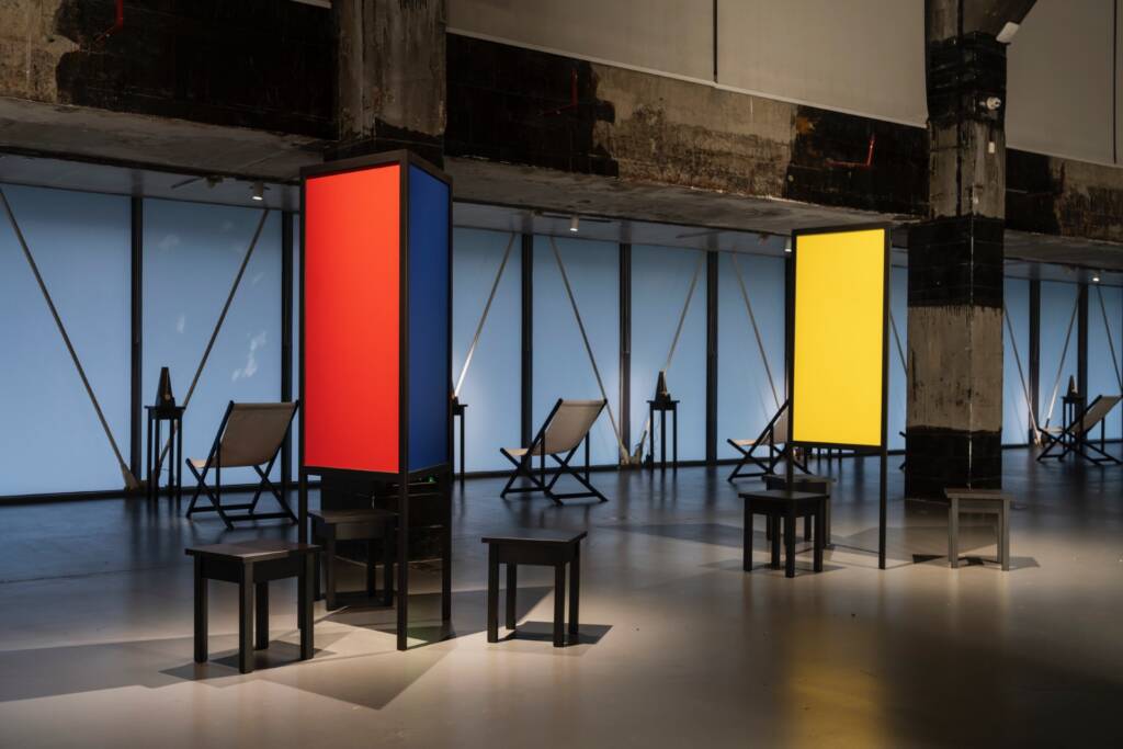 Marina Abramović and the art of staying 10 Marina Abramović
Abramovic Method
The Artist Is Present