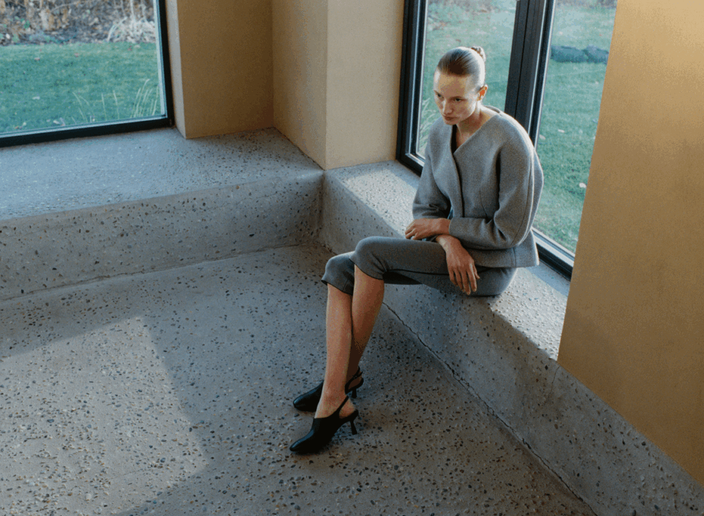 20251107 theConquerofSpaces T 3