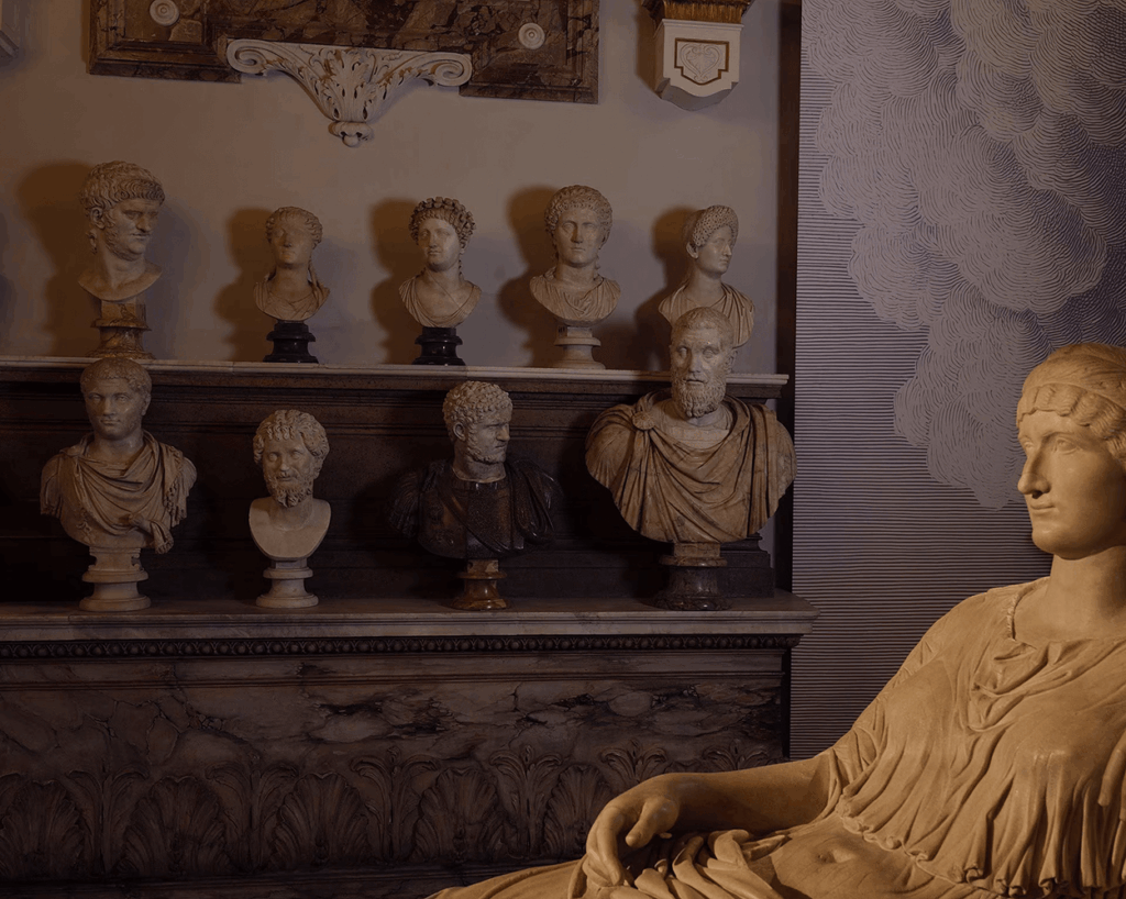 A new jewelry exhibition in Rome explores Cartier’s dialogue with antiquity 8 jewelry exhibition
ancient sculptures
Cartier Collection