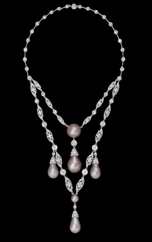 A new jewelry exhibition in Rome explores Cartier’s dialogue with antiquity 5 jewelry exhibition
ancient sculptures
Cartier Collection