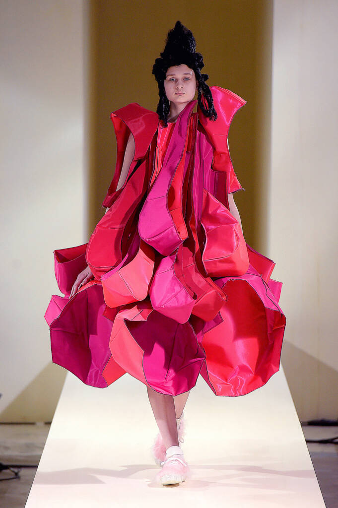 Westwood Kawakubo
fashion exhibition
punk fashion history
body and clothes