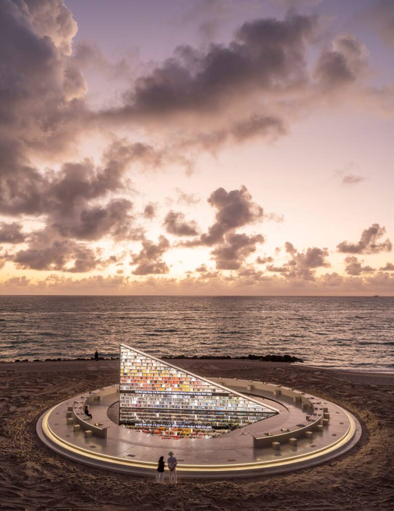 Miami Art Week
es devlin installation
reading experience
Immersive installation