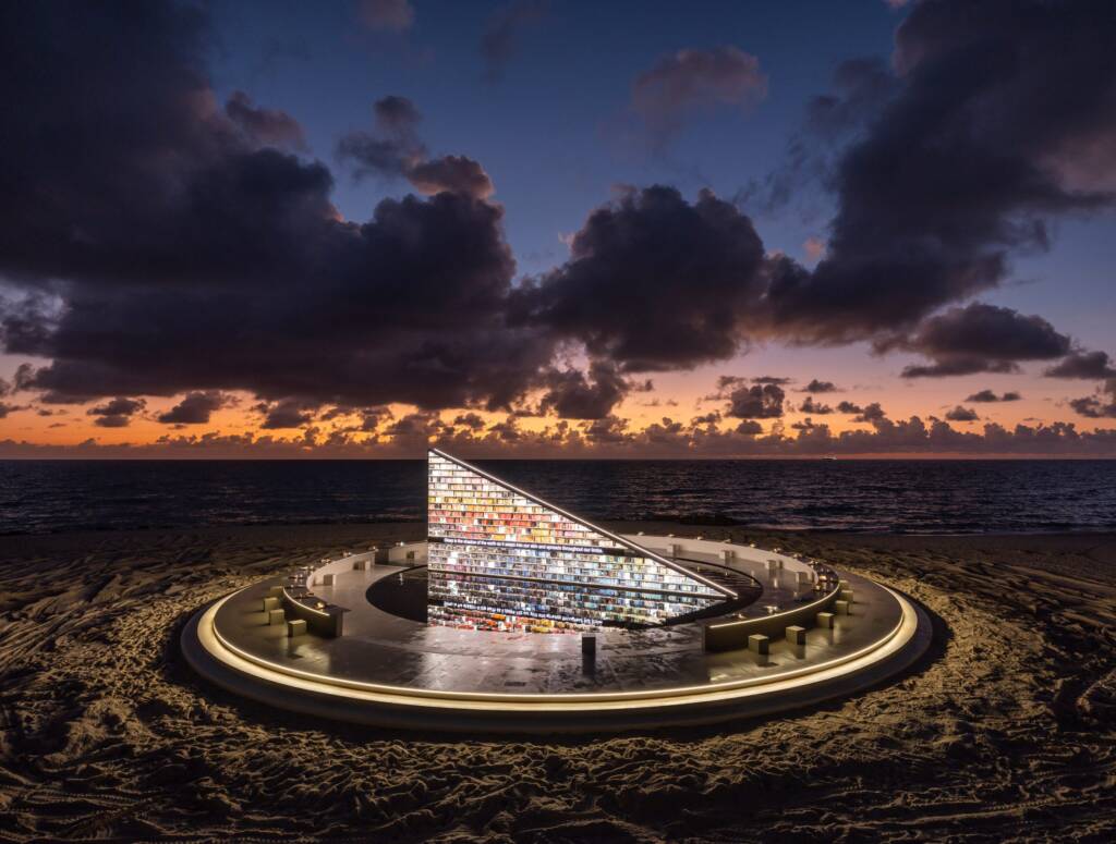 Miami Art Week
es devlin installation
reading experience
Immersive installation