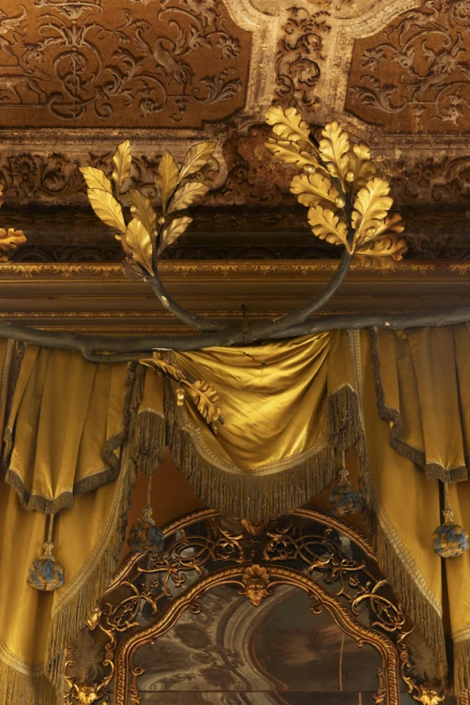 Palazzo Pisani Moretta welcomes Fondazione Dries Van Noten 1 Palazzo Pisani Moretta
cultural initiative
fondazione dries van noten