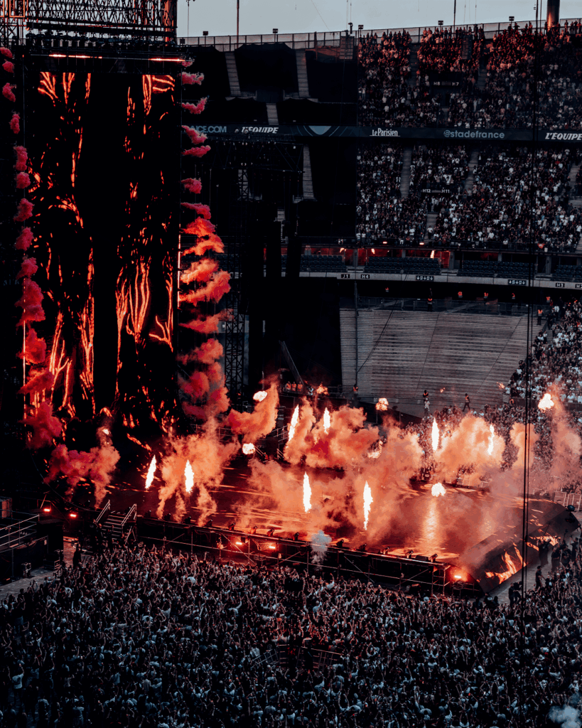 Romain Pissenem
Stage design
storytelling in design
High Scream