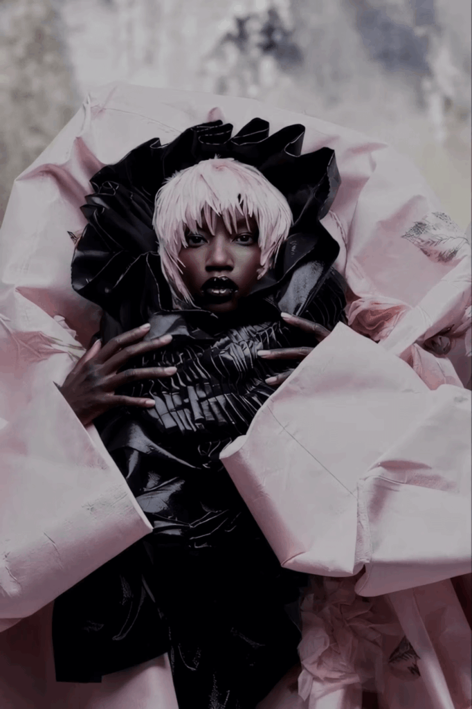 Ray-Ban Meta glasses
fashion film
smart glasses
fashion and technology