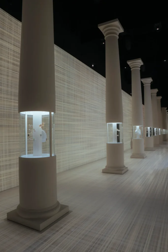 The Prince of Goldsmiths: Buccellati Rediscovering the Classics 4 Buccellati
jewellery exhibition
The Prince of Goldsmiths