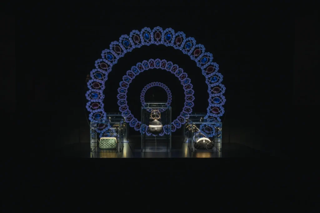 The Prince of Goldsmiths: Buccellati Rediscovering the Classics 2 Buccellati
jewellery exhibition
The Prince of Goldsmiths