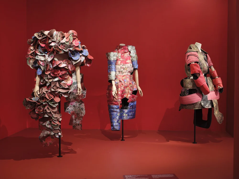 Westwood Kawakubo
fashion exhibition
punk fashion history
body and clothes