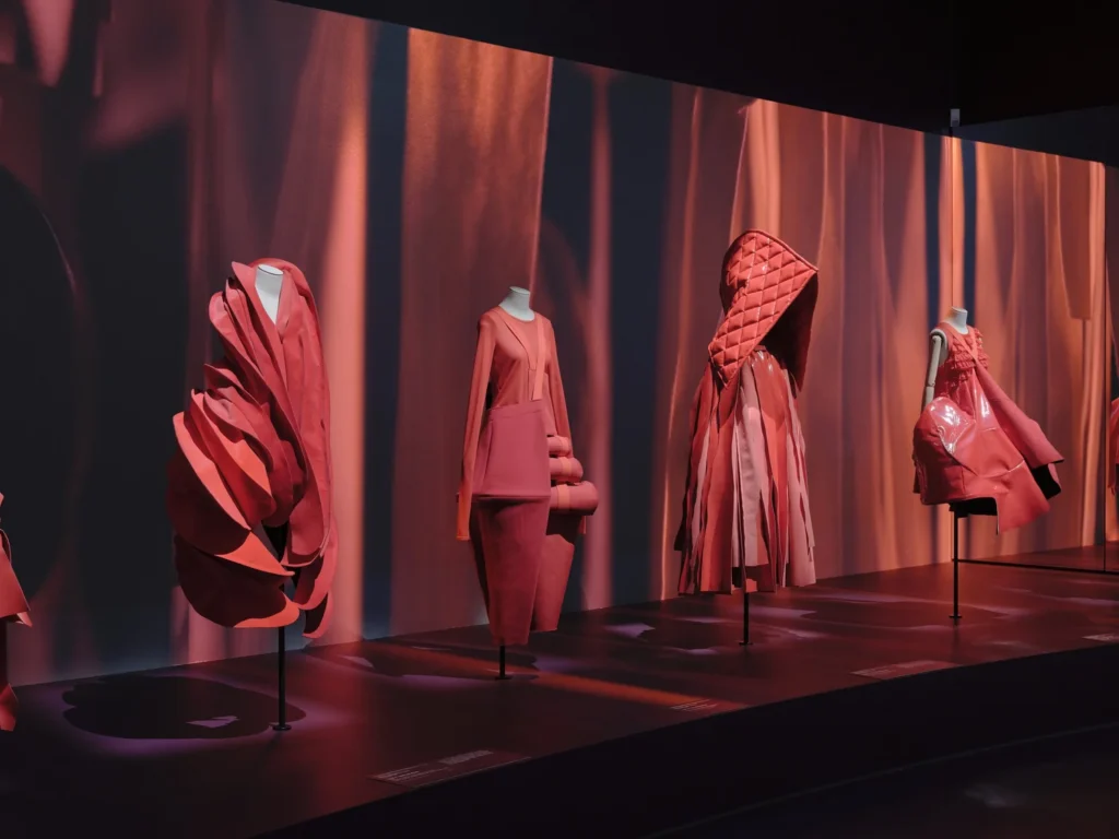 Home 15 Westwood Kawakubo fashion exhibition punk fashion history body and clothes