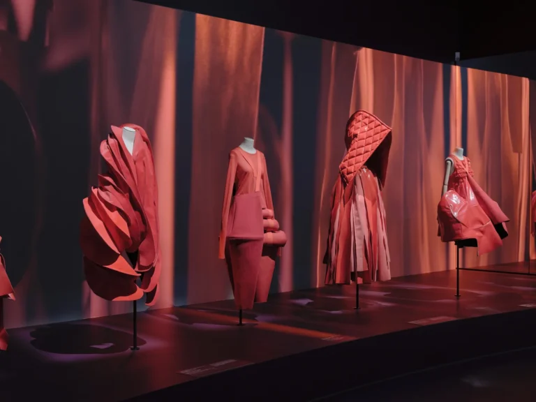 Westwood Kawakubo fashion exhibition punk fashion history body and clothes