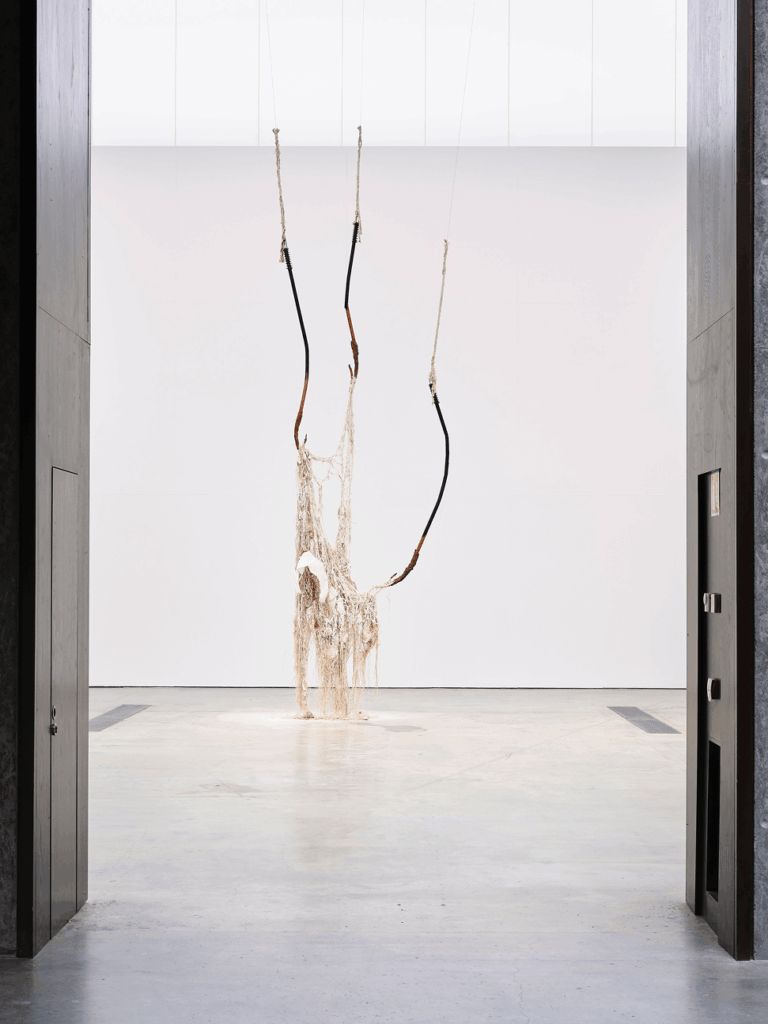 Dominique White
Max Mara Prize for Women
contemporary sculpture