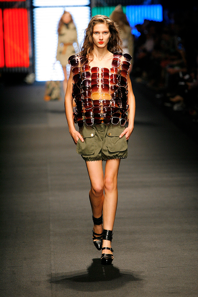 fashion as art
fashion exhibition
upcycling in fashion