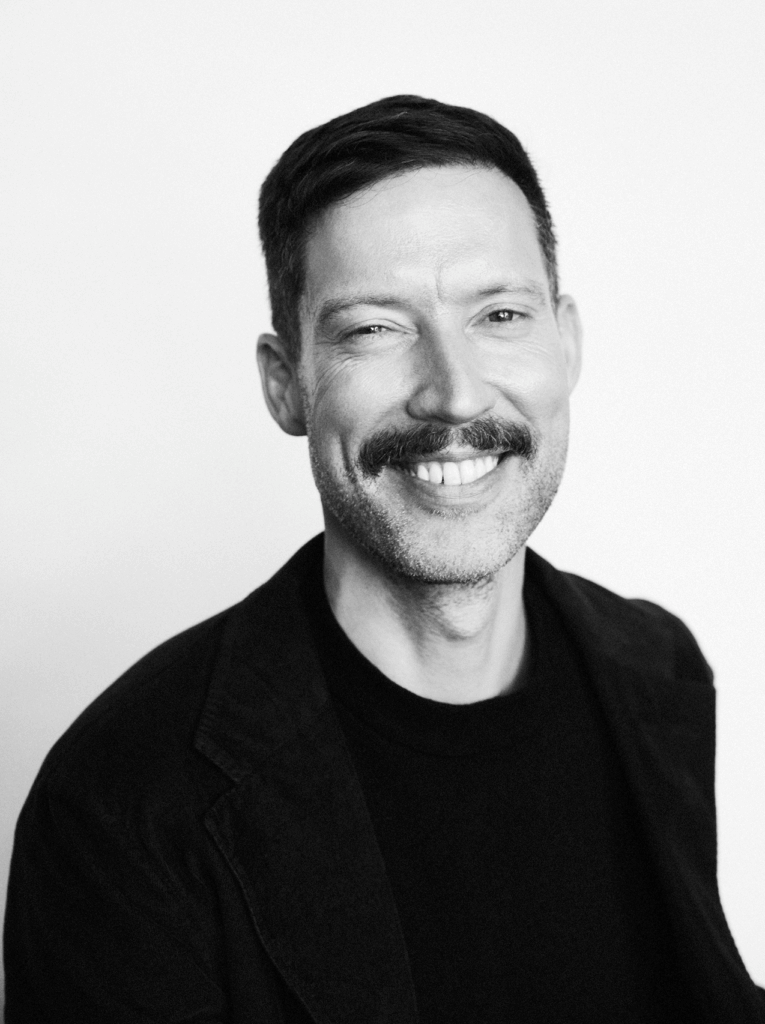 Inside the mind of Tom Macklin: creative direction across fashion, film, and casting 1 Tom Macklin
creative direction
Club Ciné
fashion industry