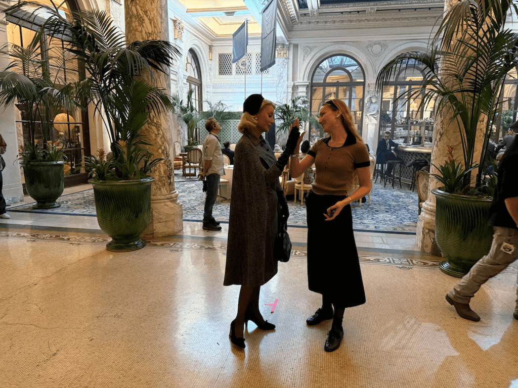 Miyako Bellizzi
Marty Supreme
costume design