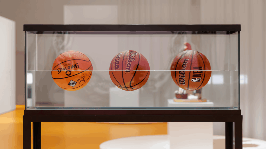 Jeff Koons works from the Louis Vuitton collection are on view in ‘Paintings and Banality at Osaka 07