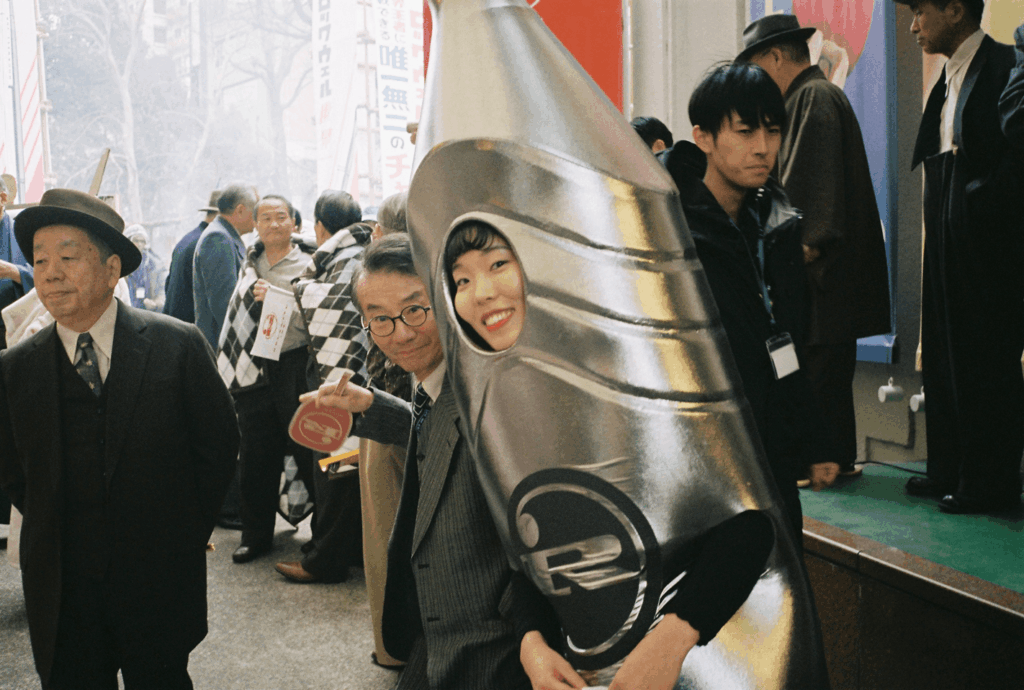 Miyako Bellizzi
Marty Supreme
costume design