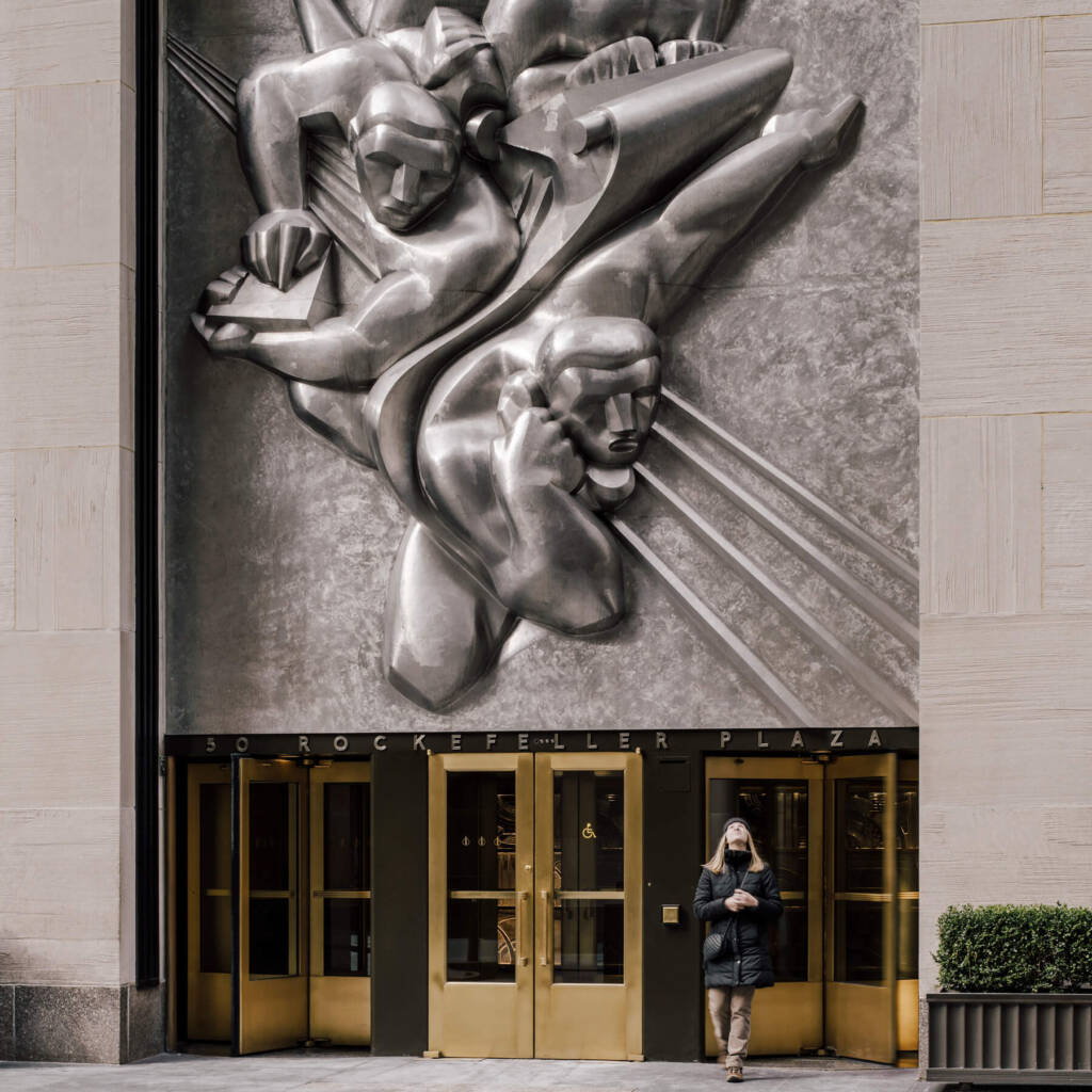 Isamu Noguchi
isamu noguchi sculpture
Public sculpture