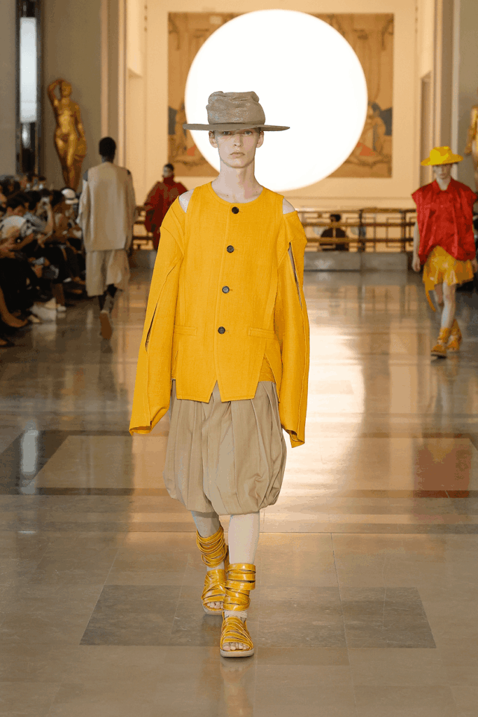 Jay Songzio
Songzio
avant-garde elegance