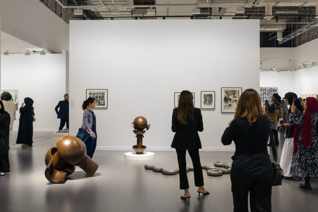 Vincenzo de Bellis on shaping the art market and global platforms 5 Vincenzo de Bellis
Art Basel
art market
institutional leadership