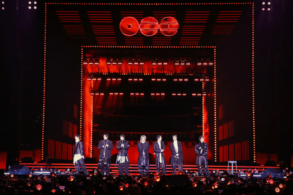 Jay Songzio
Songzio
avant-garde elegance