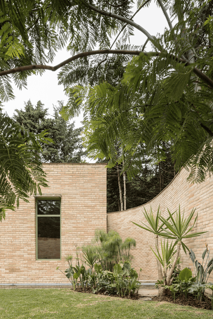 LANZA Atelier for Serpentine: architecture as hope 16 LANZA Atelier
Serpentine Pavilion
serpentine wall