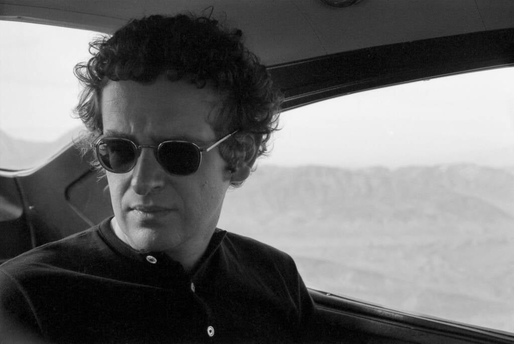 Walter De Maria
truck trilogy