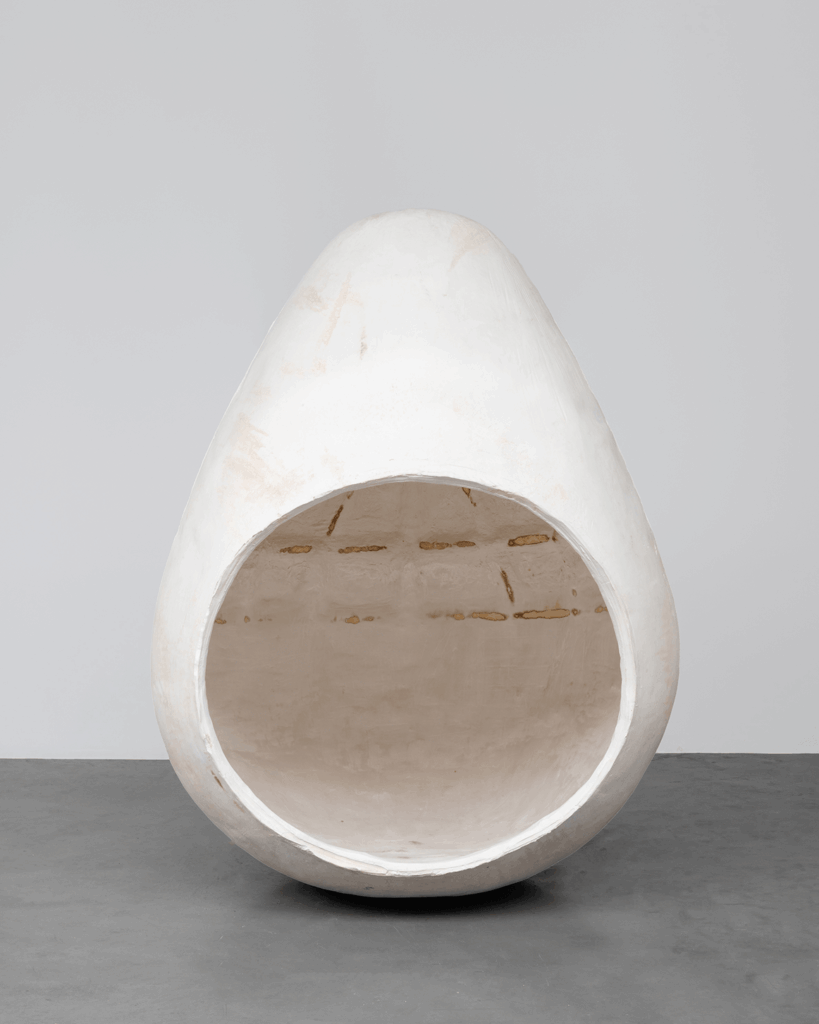 vulnerability hangover
Thomas Houseago