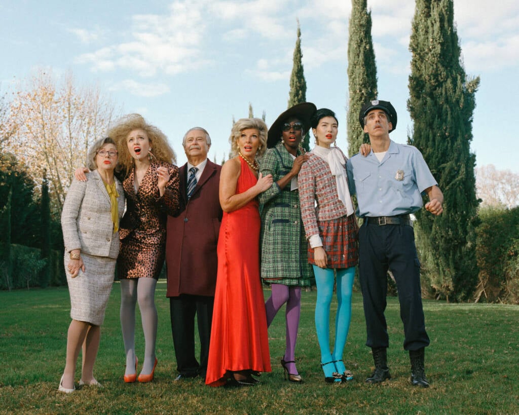 Max Siedentopf: Exploring the Boundaries and Making the Ordinary Extraordinary 4 Max Siedentopf
art and humor
absurdity in art