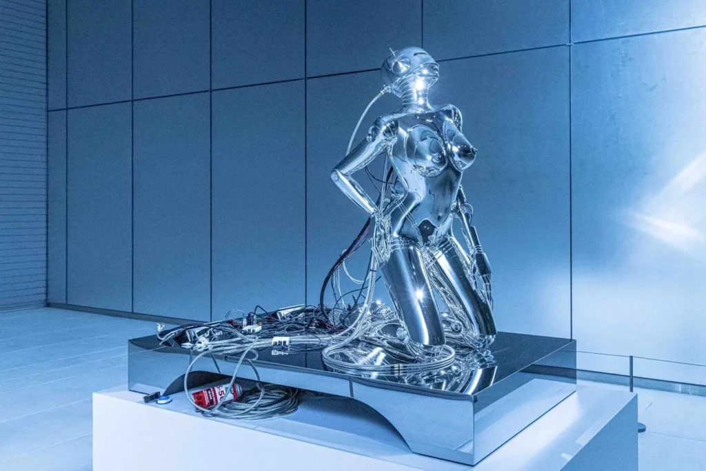 Hajime Sorayama
robot artwork
hajime sorayama works