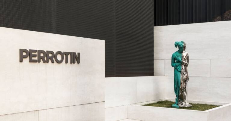 Perrotin Seoul Daniel Arsham gahee park