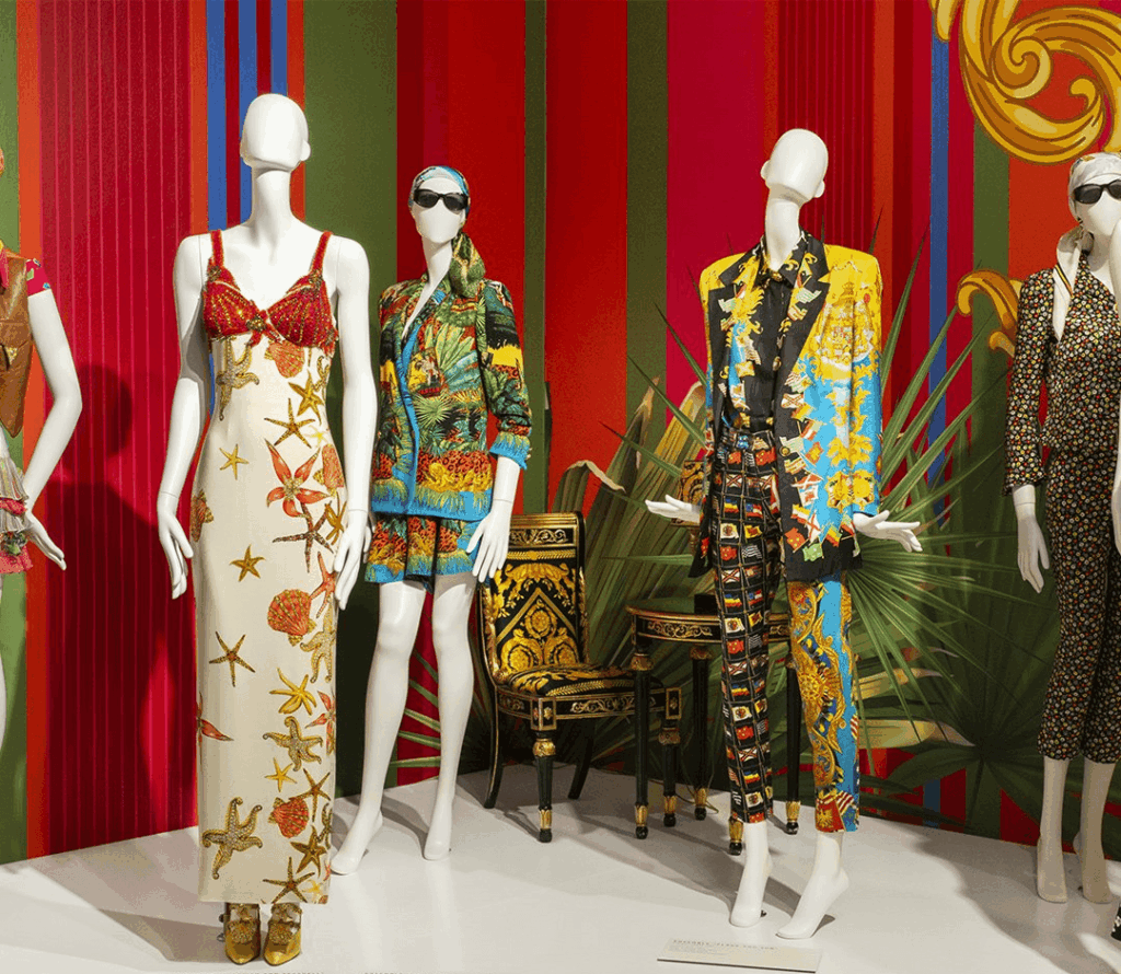 Home 12 A major Gianni Versace retrospective is coming to Paris web
