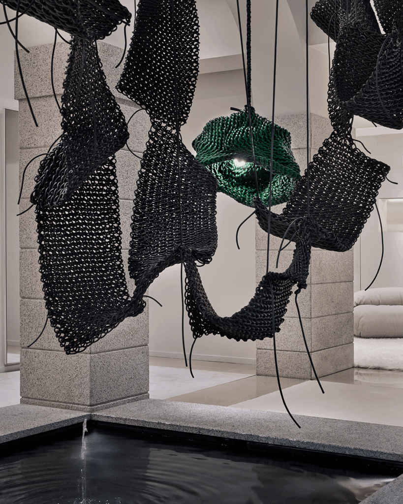Kwangho Lee
Milan Design Week
intrecciato