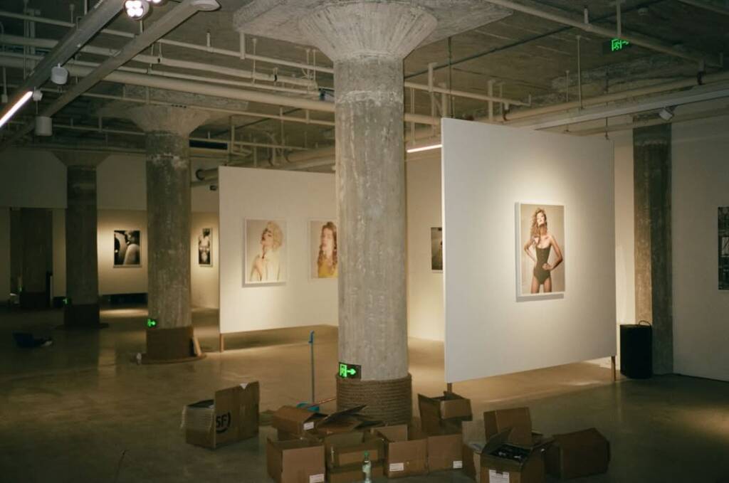 Shanghai Fashion Week hosted Carine Roitfeld and Sebastián Faena’s ‘False Narratives’ exhibition 1 Carine Roitfeld
Sebastián Faena
Shanghai Fashion Week