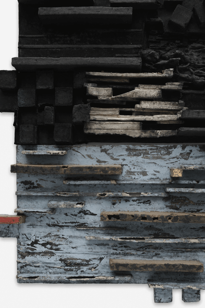 Leonardo Drew
Pace Prints
paper sculpture