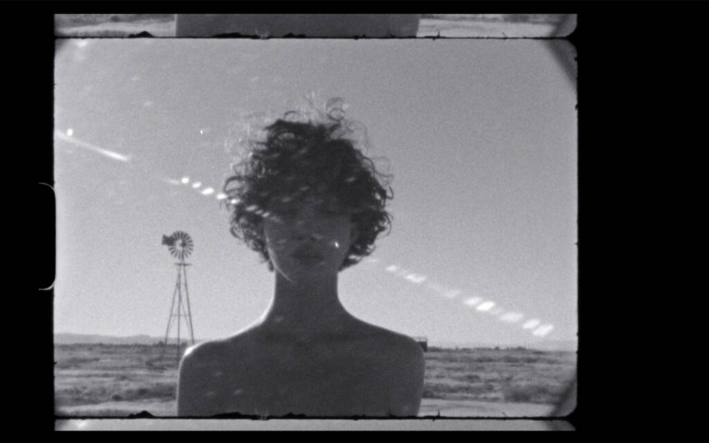 PODUNK
nadia lee cohen
Scarlett Carlos Clarke
photography book