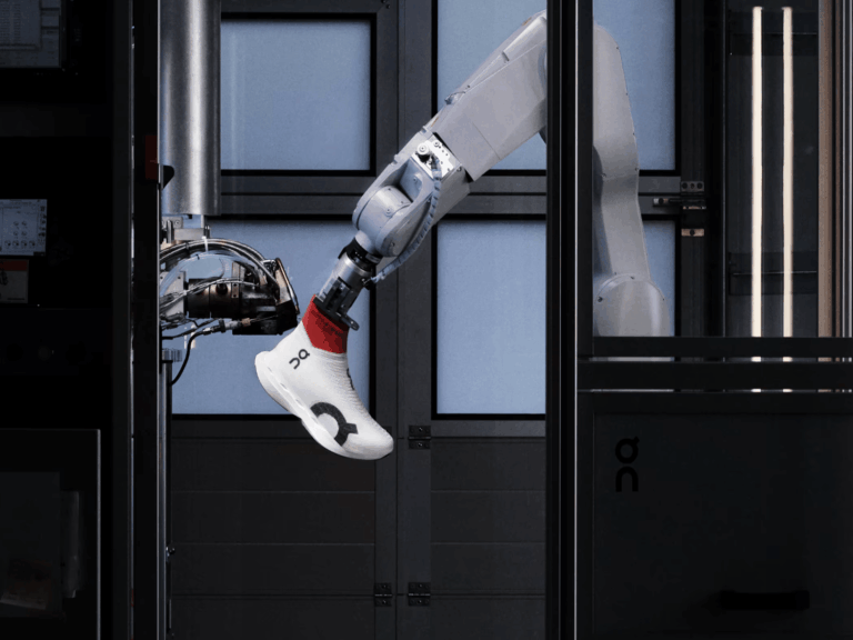 LightSpray running technology shoe design