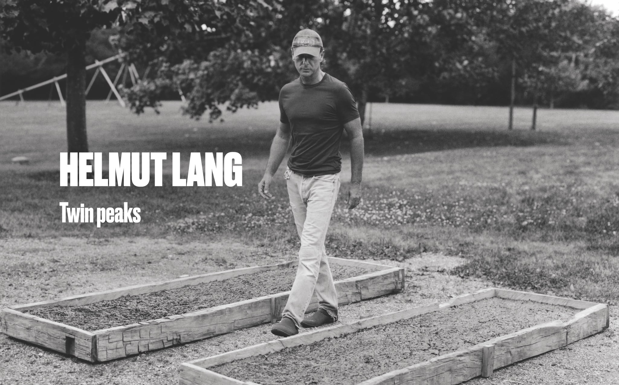 slider2026 04 HELMUT DESKTOP