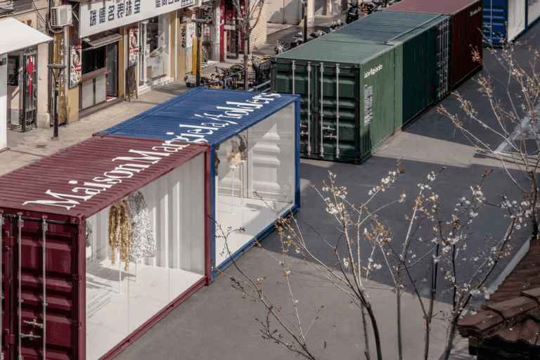 Shanghai Fashion Week Artisanal collection couture exhibition