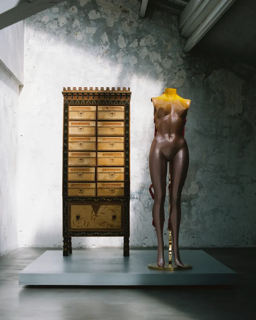 Allen Jones and the theatre of desire: the reinvention of the object in ‘Forms and Temptations’ 1 Allen Jones
20th century designers