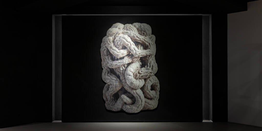 ‘Homo Animalis’: a surreal reflection on human instinct at Galerie Noir 8 Songzio
Homo Animalis