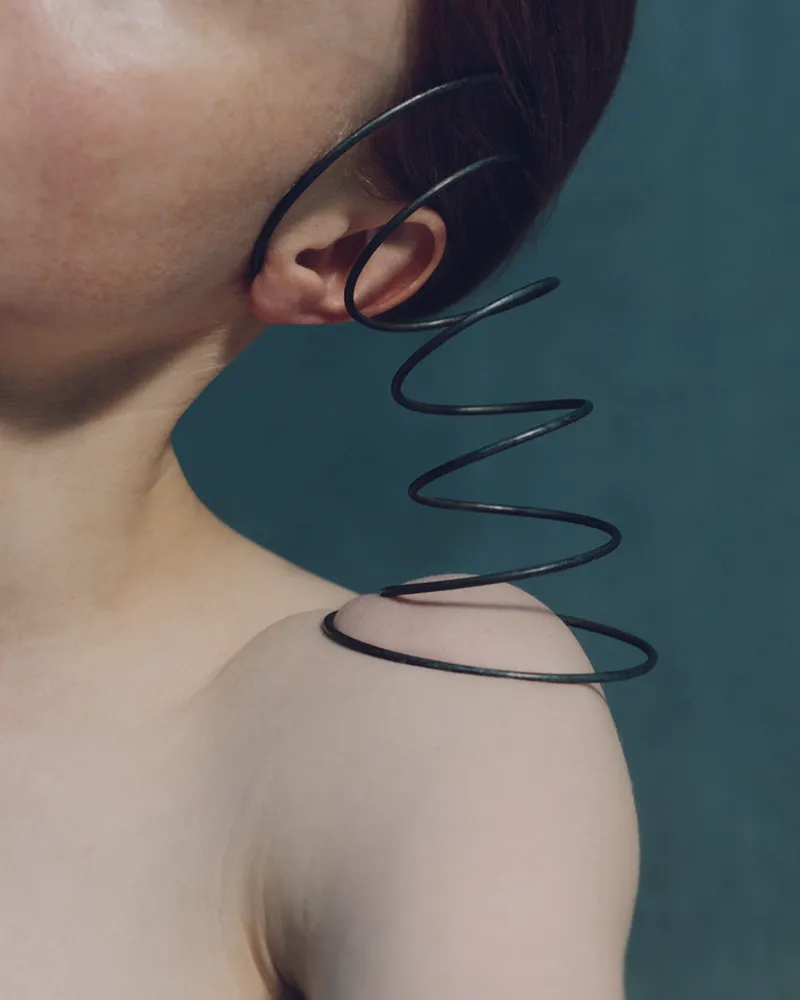 Lisa Jahovic’s ‘Soft Interruptions’ finds surreal beauty in the ordinary 2 Lisa Jahovic
conceptual photography