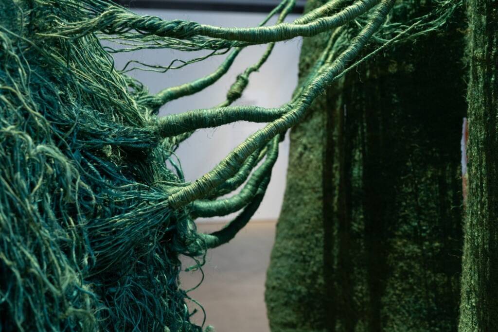 Magdalena Abakanowicz
magdalena abakanowicz exhibition
textile sculptures