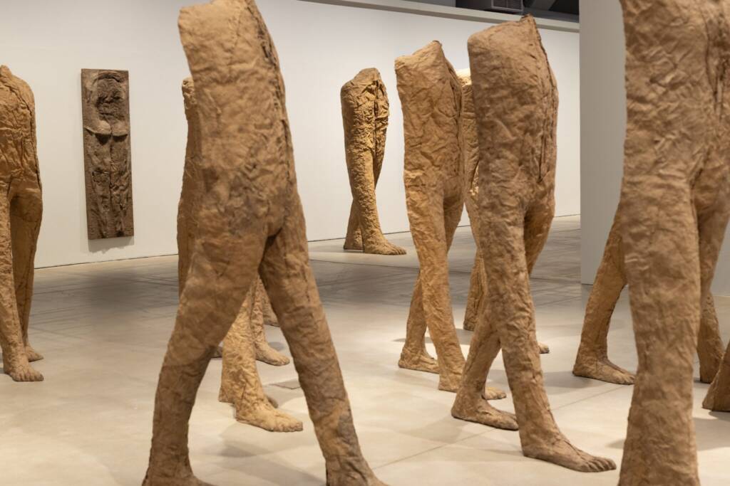 Magdalena Abakanowicz
magdalena abakanowicz exhibition
textile sculptures