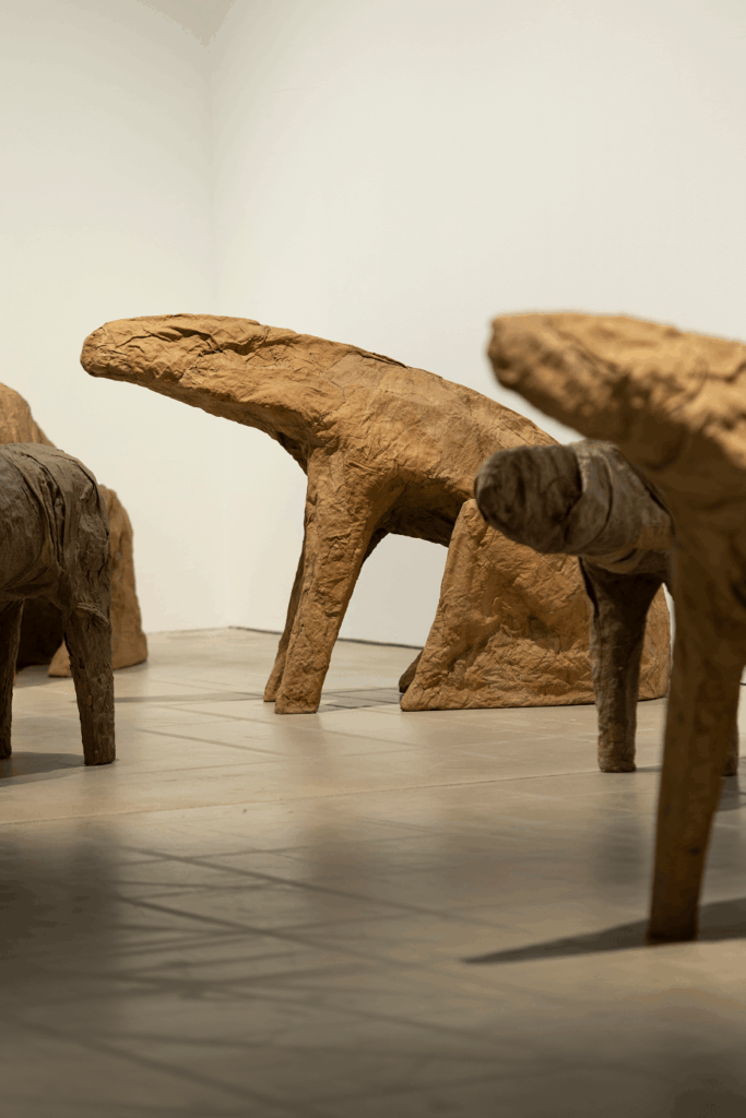Magdalena Abakanowicz
magdalena abakanowicz exhibition
textile sculptures