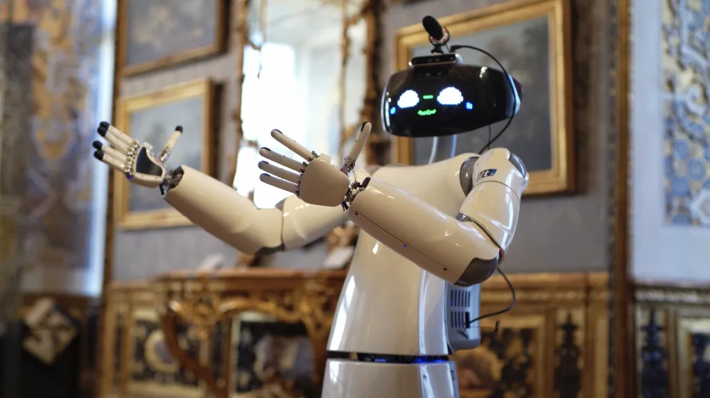 R1 robot
humanoid robot
Palazzo Madama