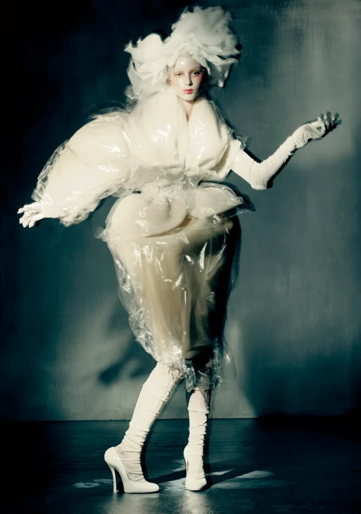 Paolo Roversi returns home: Ravenna opens a permanent gallery devoted to the master of fashion photography 3 Paolo Roversi
fashion photography
