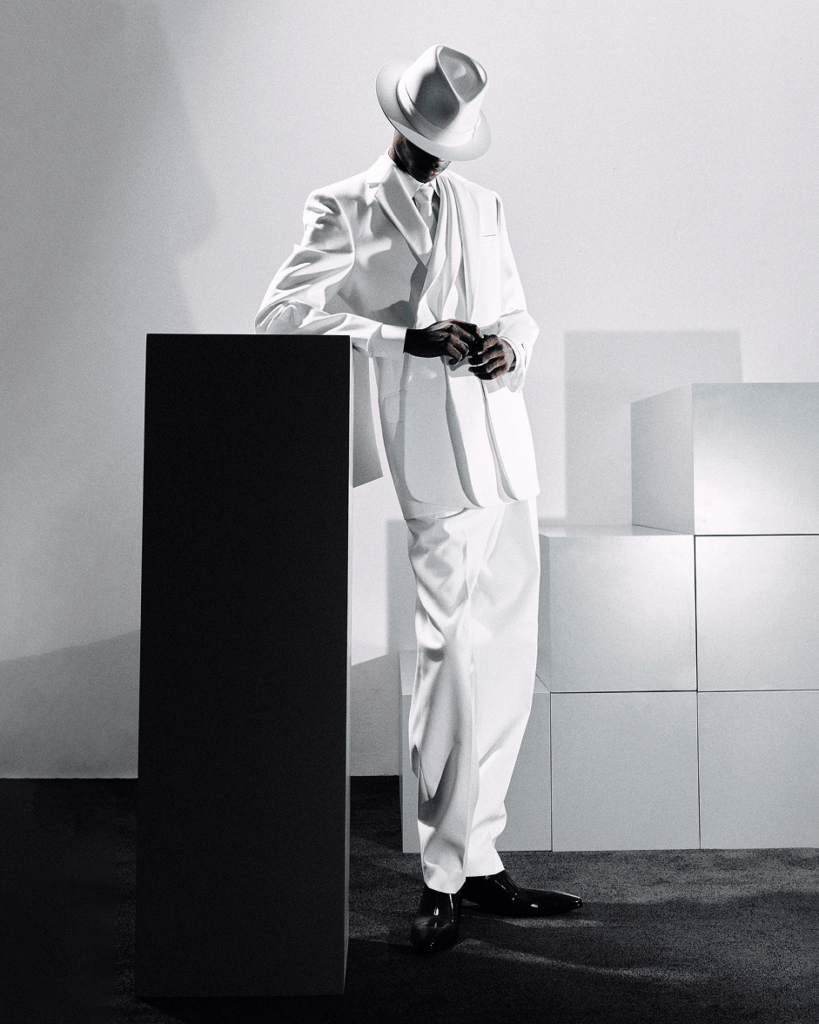 Xander Zhou
AI in fashion
cultural identity
fashion as a system